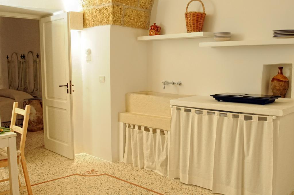 Holiday Home La Corte Dei Pirri Gagliano del Capo Værelse billede