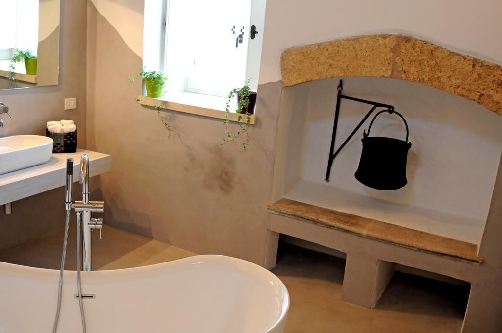 Holiday Home La Corte Dei Pirri Gagliano del Capo Værelse billede